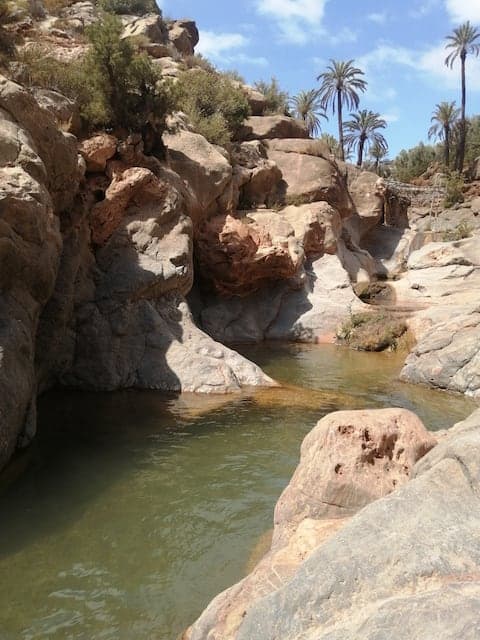 Hike and swim in the mountains of Paradise Valley image 3
